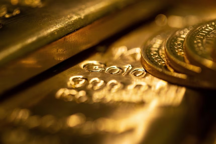 الذهب يصل إلى 4,000 دولار للأونصة