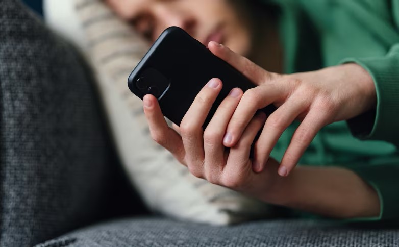شركة ميتا ستطلق ميزات أمان جديدة للمراهقين