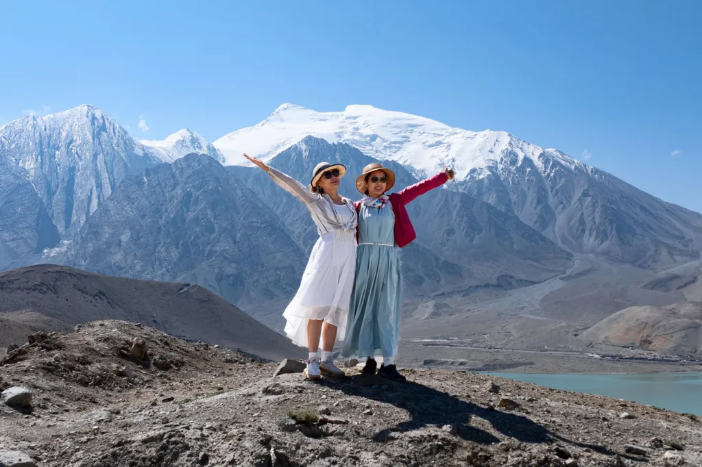 300 مليون سائح زار منطقة Xinjiang الصينية الخلابة