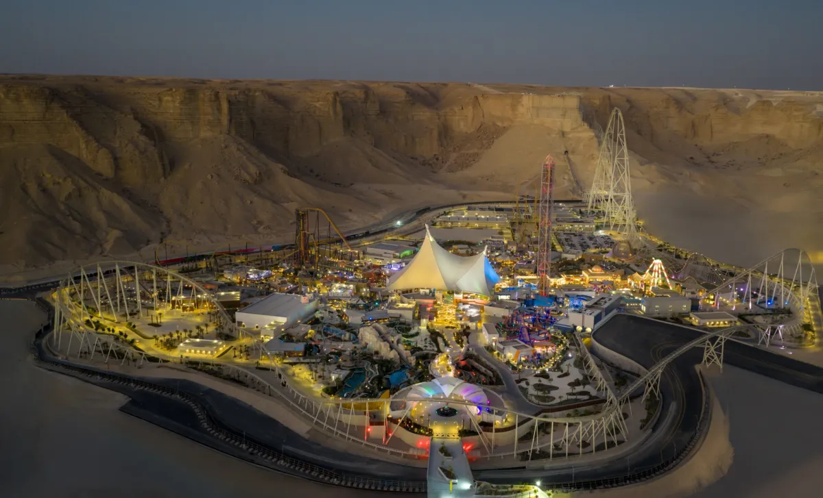 السعودية تفتتح أكبر وأسرع roller coasterفي العالم
