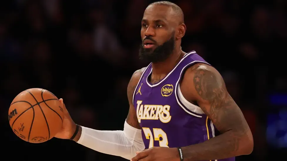 LeBron James البالغ 41 عام اختير ليشارك في مباراة All-Stars