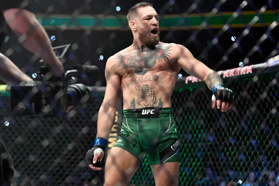 بعد 5 سنوات Conor McGregor نجم UFC يعود الى الحلبة