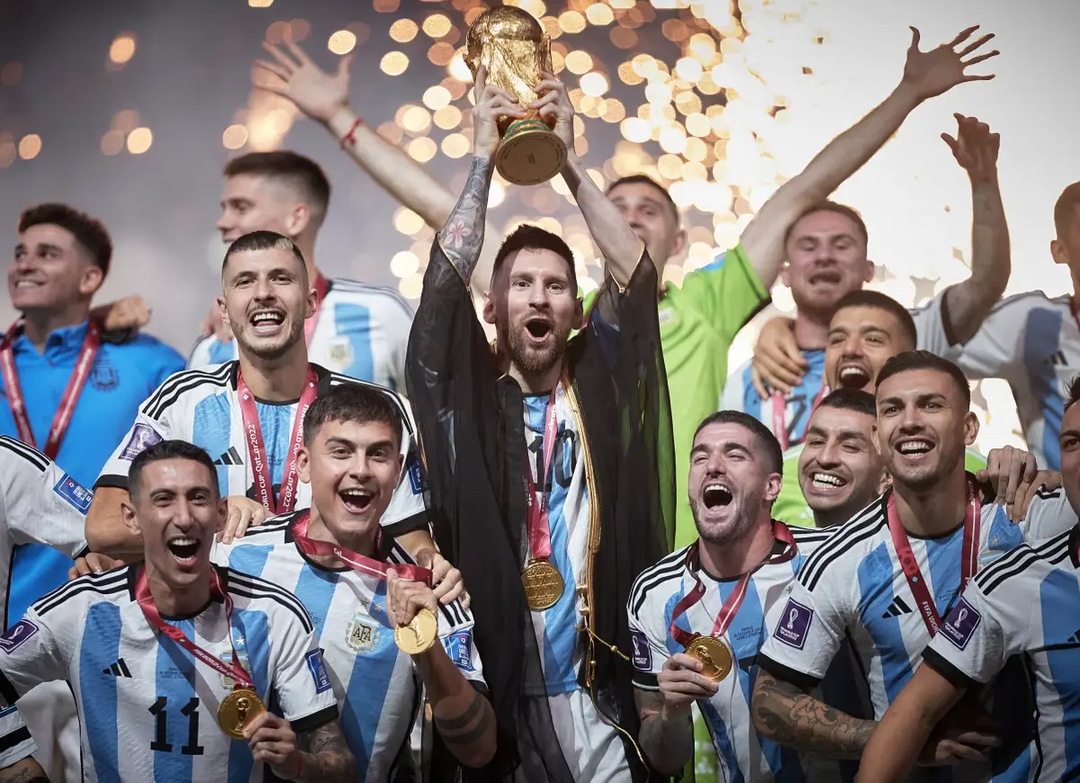 من هم المرشحون الأبرز للفوز بكأس العالم؟