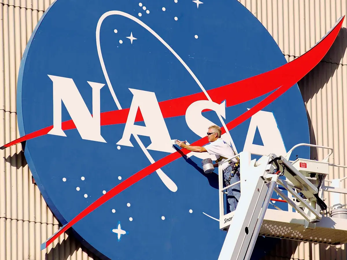 يقول مدير وكالة NASA: "نحن نخوض سباقاً فضائياً كبيراً الآن" ضد الصين