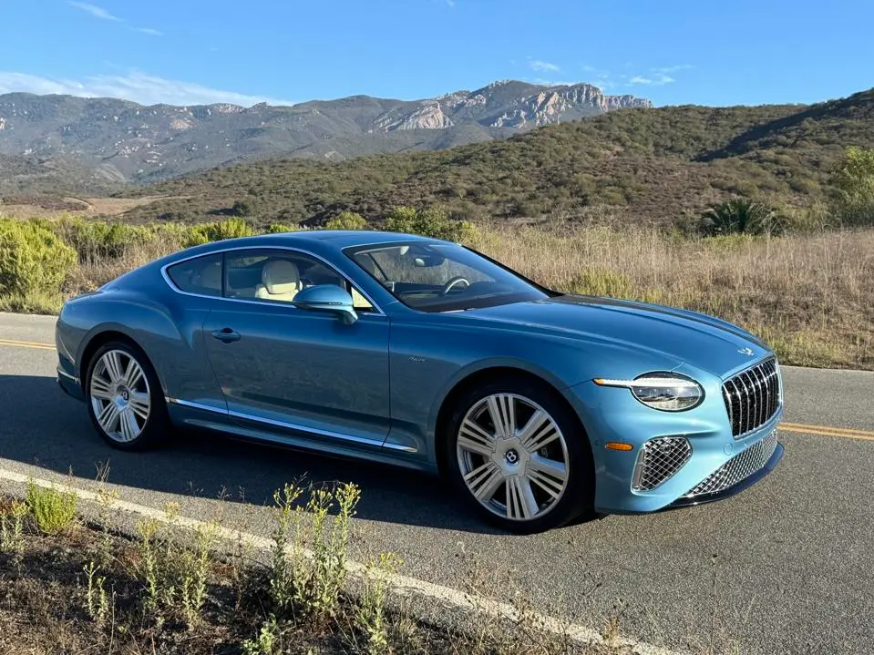 تجربة قيادة Bentley Continental GT Azure Coupe 2026