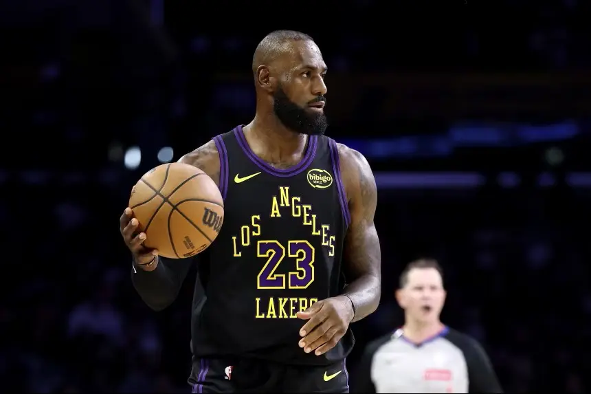 LeBron James يبدأ موسمه ال23، مسجلاً أطول مسيرة في تاريخ دوري الNBA