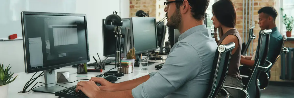 كندا قد توفر ملايين الدولارات بتطوير نظام تشغيل خاص بدلًا من الاعتماد على Windows