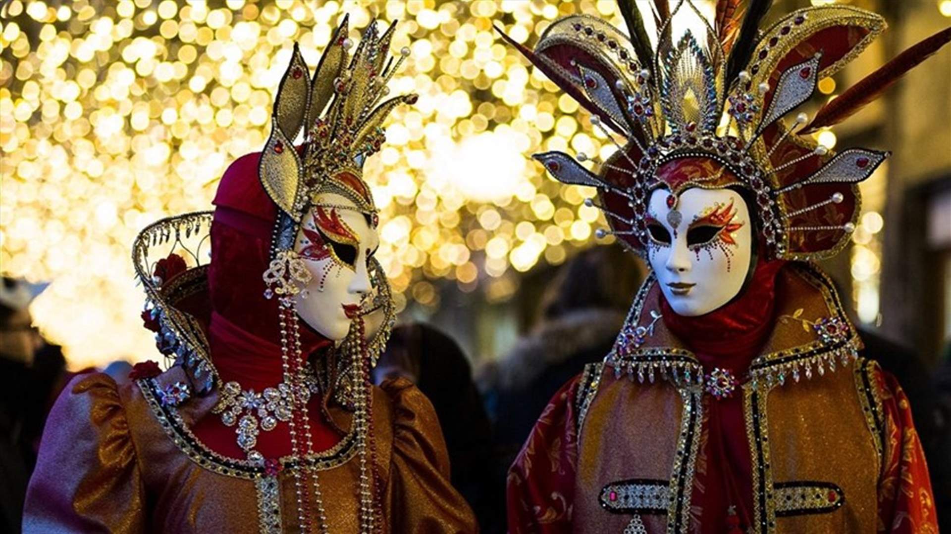 إطلالات المشاهيرمن مهرجان البندقية السينمائي 