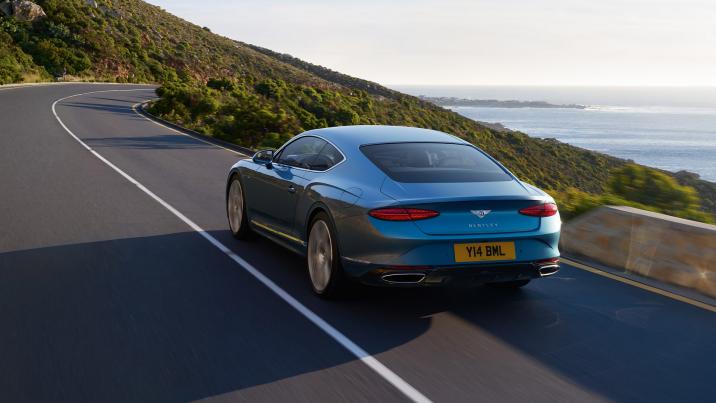 تجربة قيادة Bentley Continental GT Azure Coupe 2026  