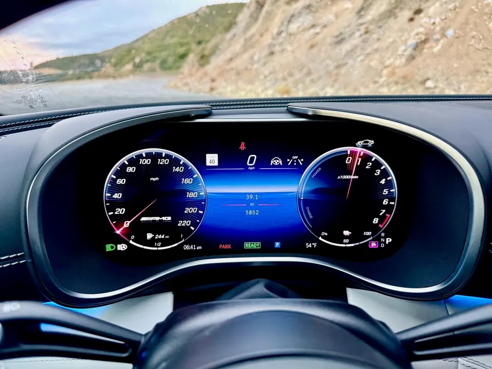  SL 63 SE السيارة الرياضية السياحية الأفضل من مرسيدسAMG