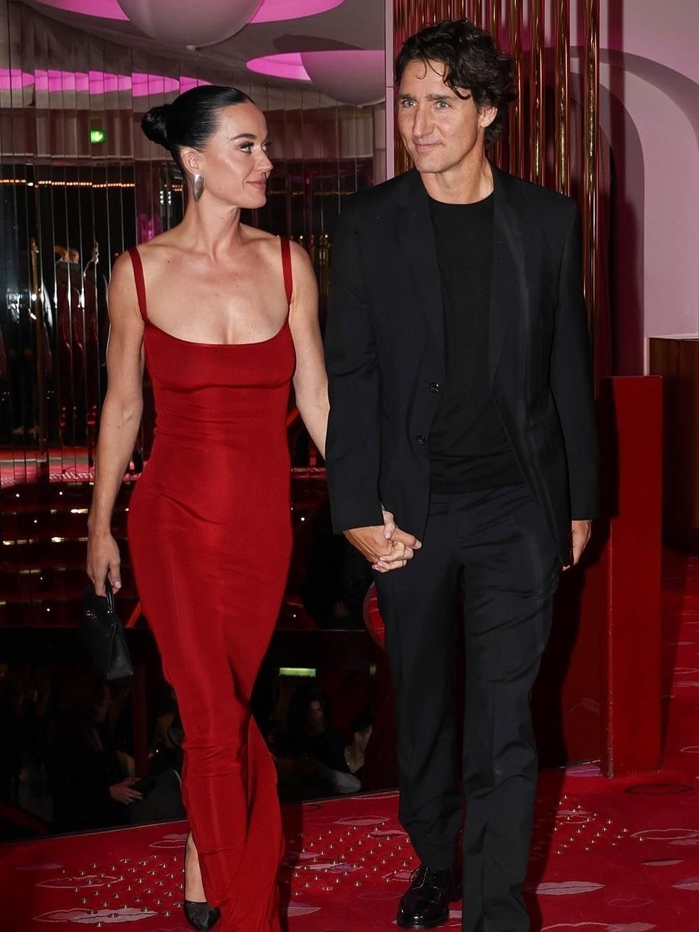 Katy Perry و Justin Trudeau يظهران لأول مرة كزوجين في باريس
