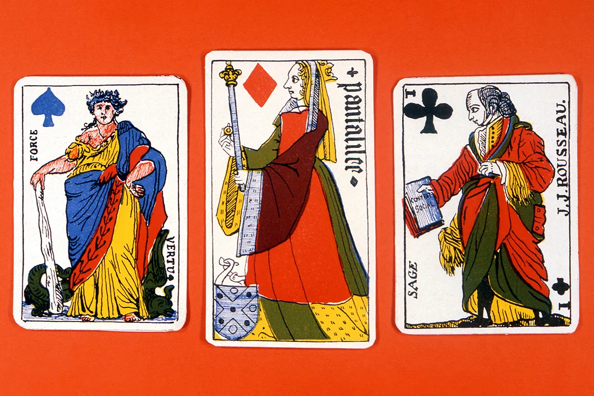 من أين أتت أوراق اللعب؟