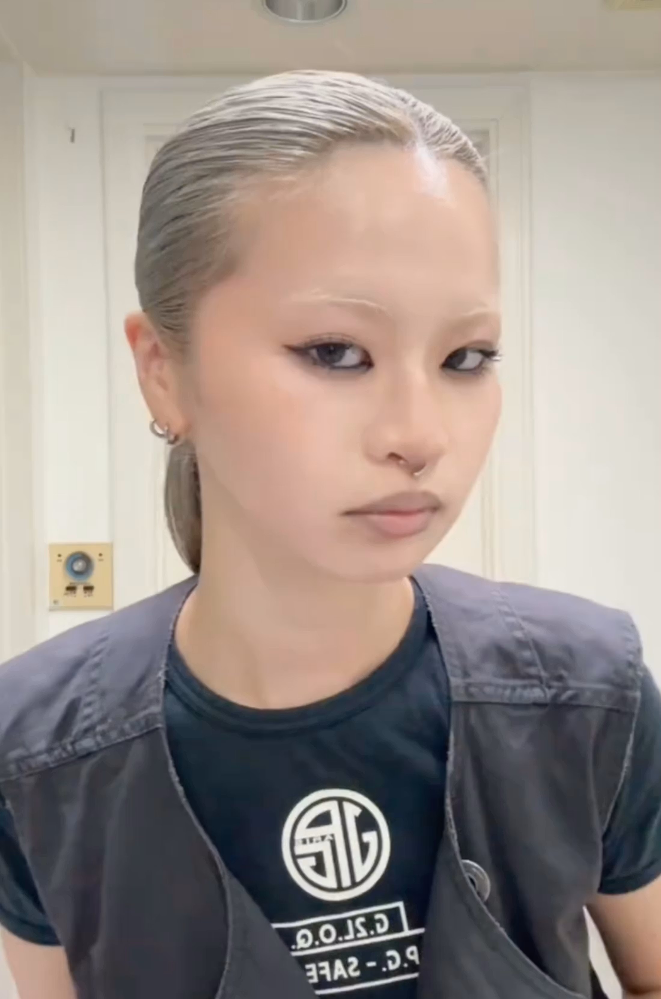 Sad Beige Blush منتشر في كل مكان، وهو جذاب بشكل مدهش
