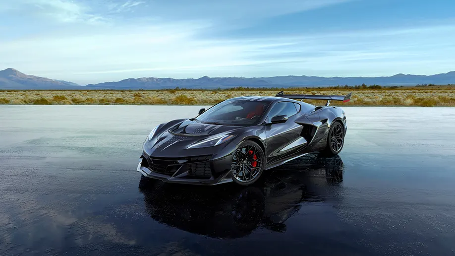 شركة Chevrolet تطلق 250 سيارة Corvettes