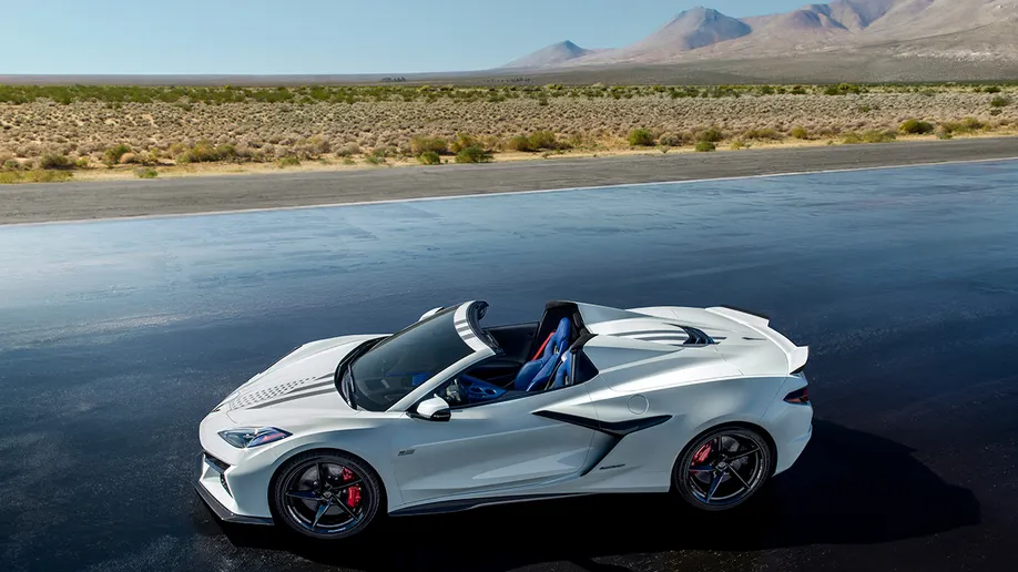 شركة Chevrolet تطلق 250 سيارة Corvettes