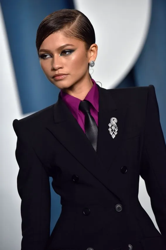  Zendayaممثلة ومغنية و عارضة