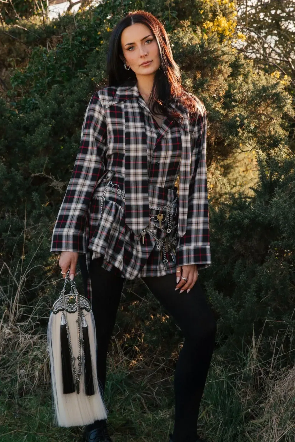  يشهد قماش tartan  رواجاً كبيراً في عالم الموضة