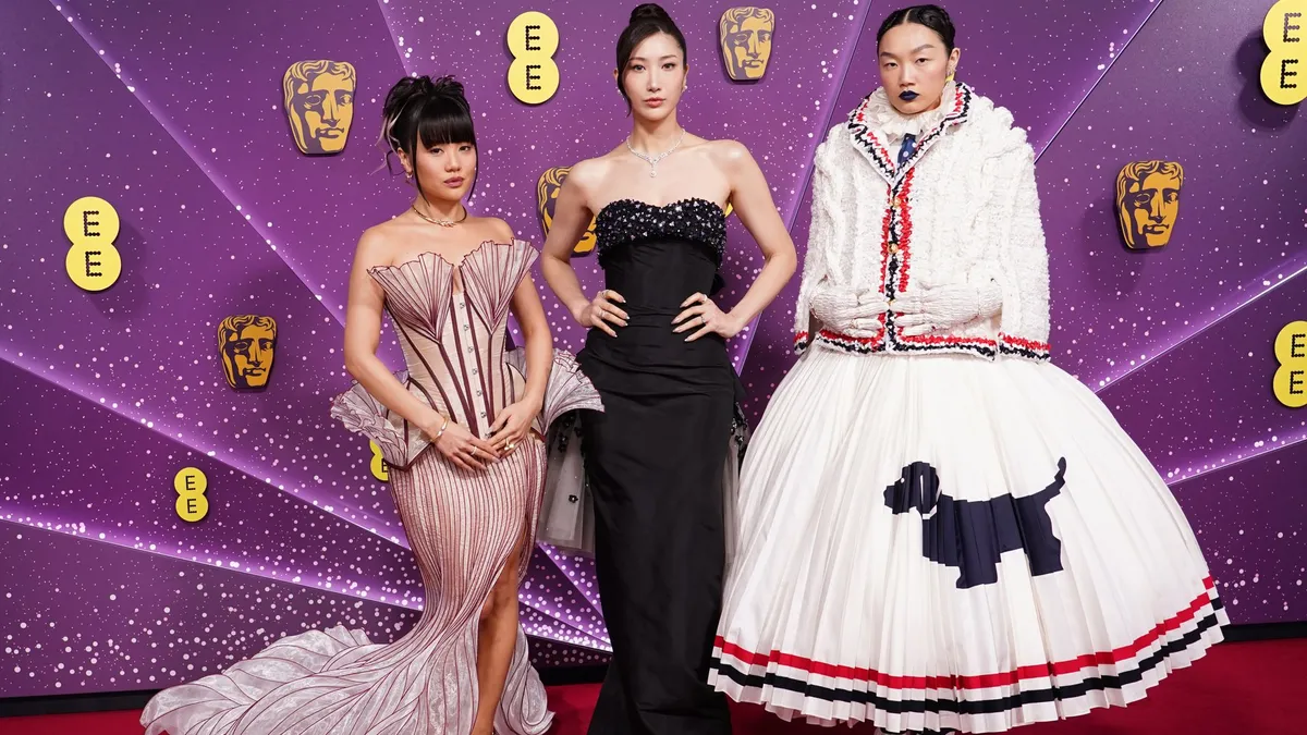 أفضل الإطلالات على السجادة الحمراء لحفل جوائز BAFTAs 2026