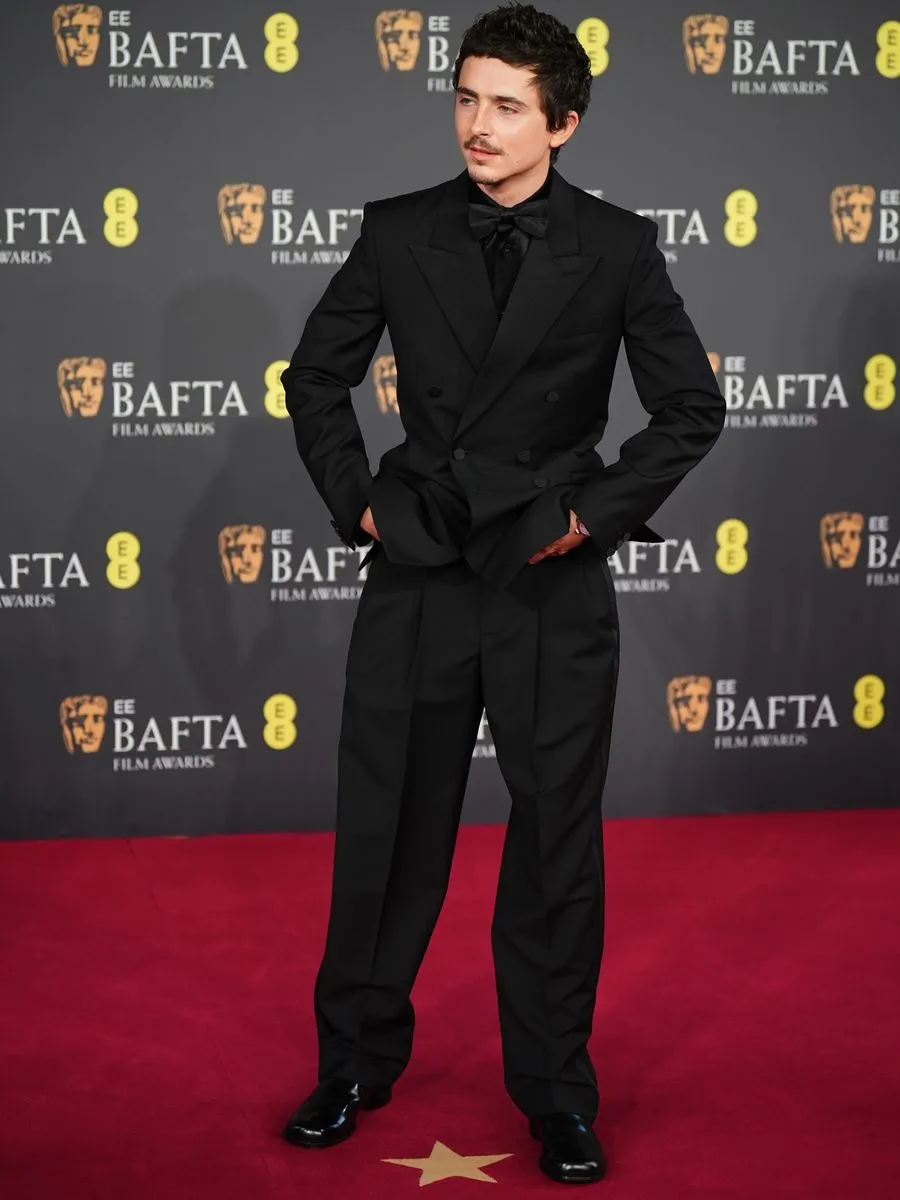 أفضل الإطلالات على السجادة الحمراء لحفل جوائز BAFTAs 2026