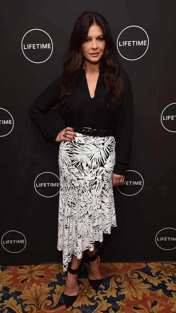 أفضل إطلالات Catherine Zeta-Jones