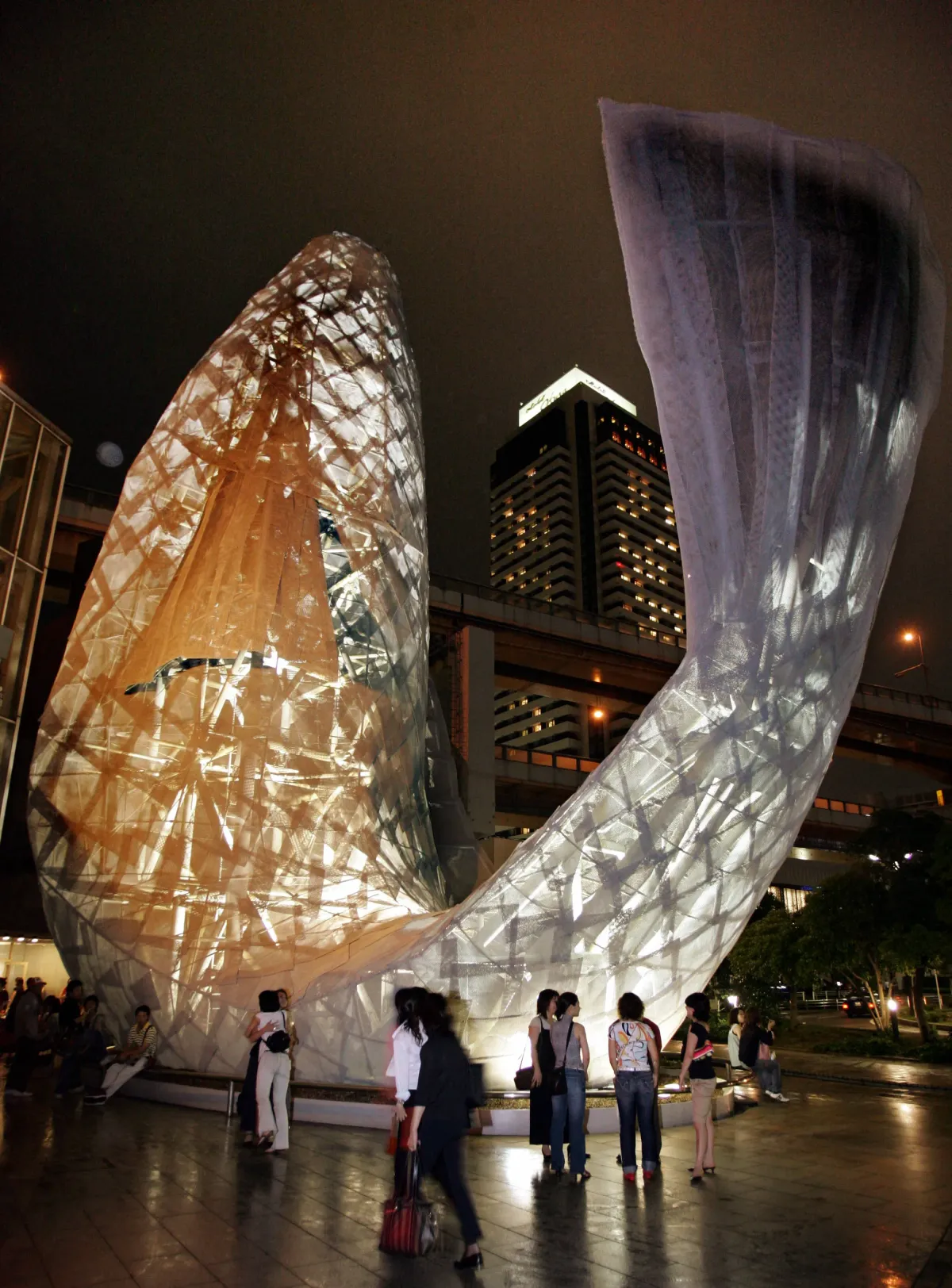  أعظم 34 مبنى من تصميم Frank Gehry في مسيرته
