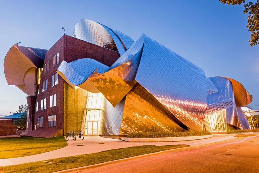  أعظم 34 مبنى من تصميم Frank Gehry في مسيرته