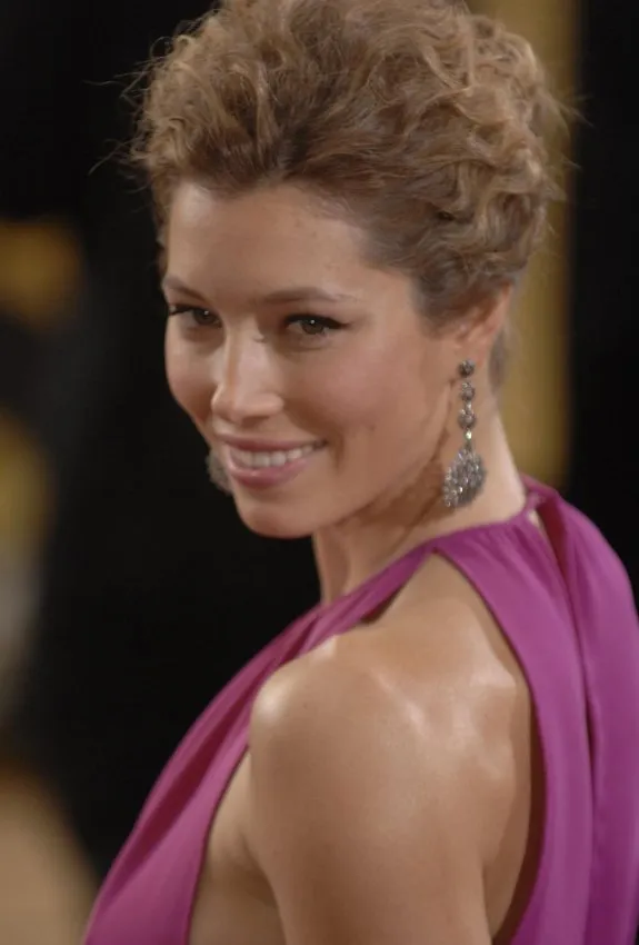Jessica Biel تبلغ من العمر 44 عامًا: من 