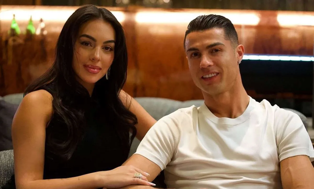 نظرة على حياة Cristiano Ronaldo و Georgina الفاخرة في المملكة العربية السعودية