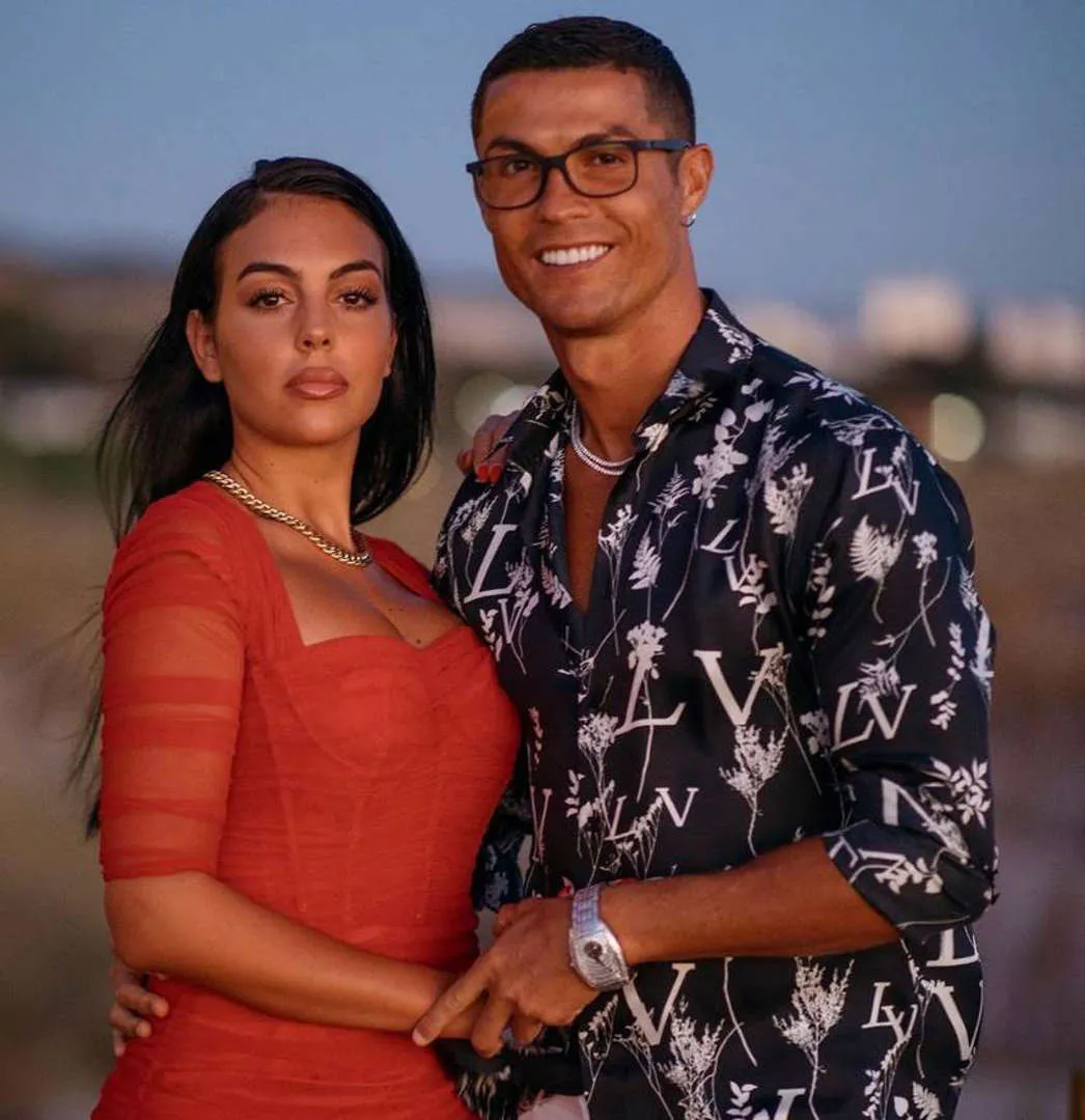 نظرة على حياة Cristiano Ronaldo و Georgina الفاخرة في المملكة العربية السعودية