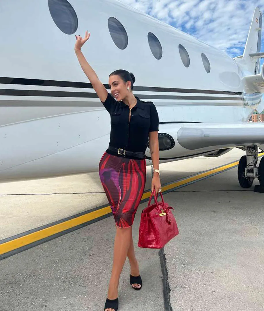 نظرة على حياة Cristiano Ronaldo و Georgina الفاخرة في المملكة العربية السعودية