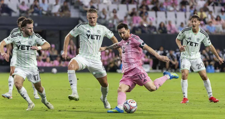 افتتح Beckham, Messi ملعب فريق Inter Miami  الجديد