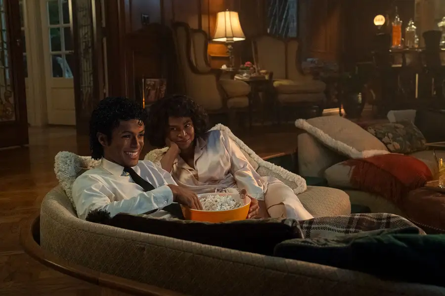 فيلم Michael Jackson مثيراً للجدل  