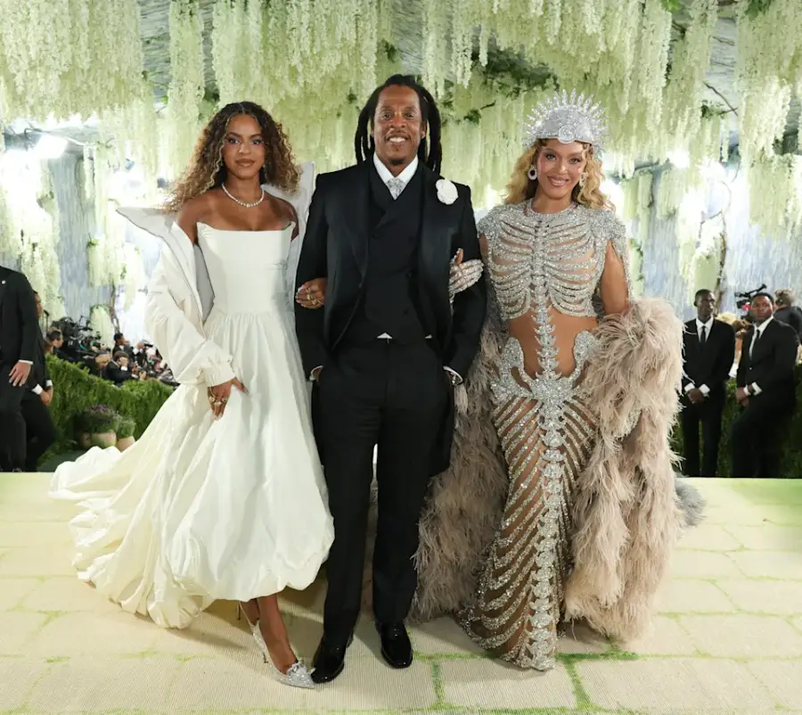 اليكم أجمل إطلالات المشاهير في حفل Met Gala 