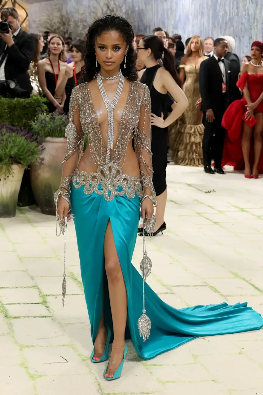 اليكم أجمل إطلالات المشاهير في حفل Met Gala 