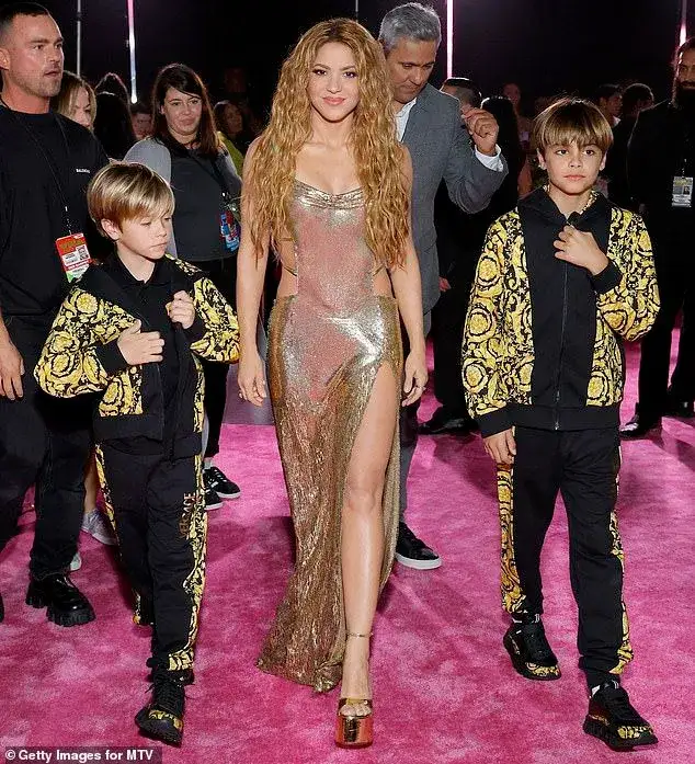 Shakira الأسطورة اللبنانية – الكولومبية