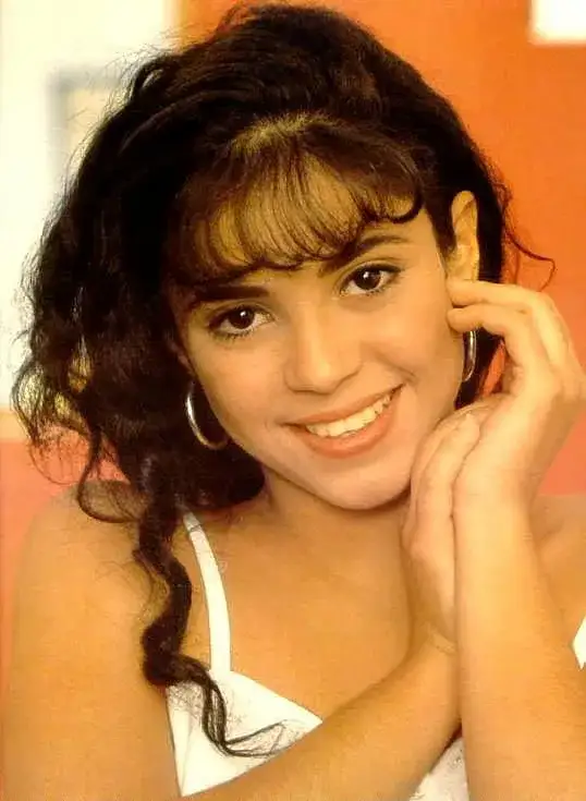 Shakira الأسطورة اللبنانية – الكولومبية